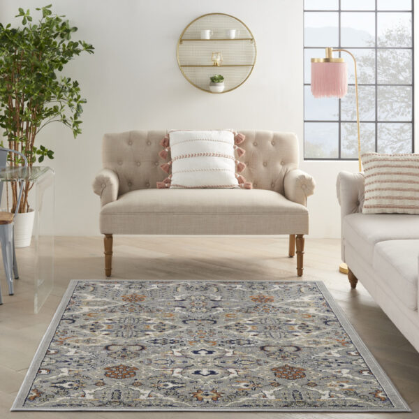 4' x 6' Green and Ivory Floral Power Loom Area Rug