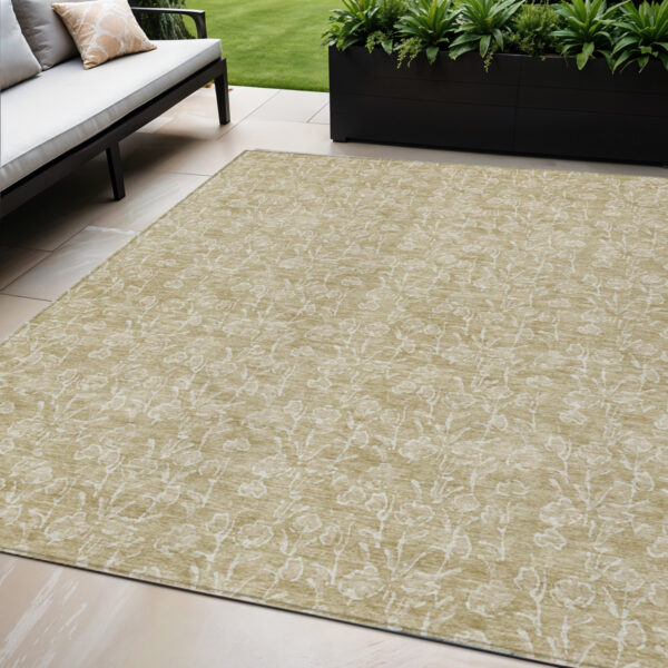 5' X 8' Beige And Ivory Floral Washable Indoor Outdoor Area Rug