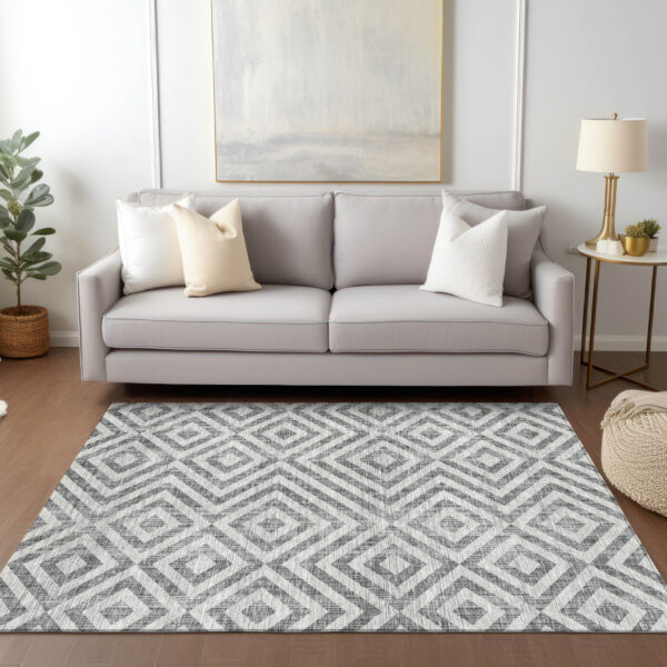 5' X 8' Gray Silver And Ivory Geometric Washable Indoor Outdoor Area Rug