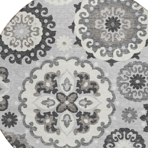 8' Silver Gray And Ivory Round Floral Medallion Washable Indoor Outdoor Area Rug