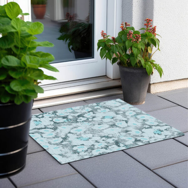 2' X 3' Teal Floral Washable Non Skid Indoor Outdoor Area Rug