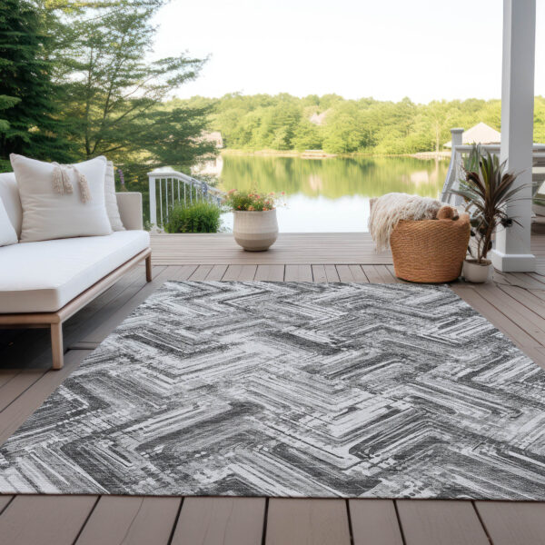 9' X 12' Gray Silver And Ivory Geometric Washable Indoor Outdoor Area Rug