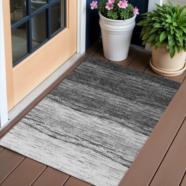 3' X 5' Gray Silver And Ivory Ombre Washable Indoor Outdoor Area Rug