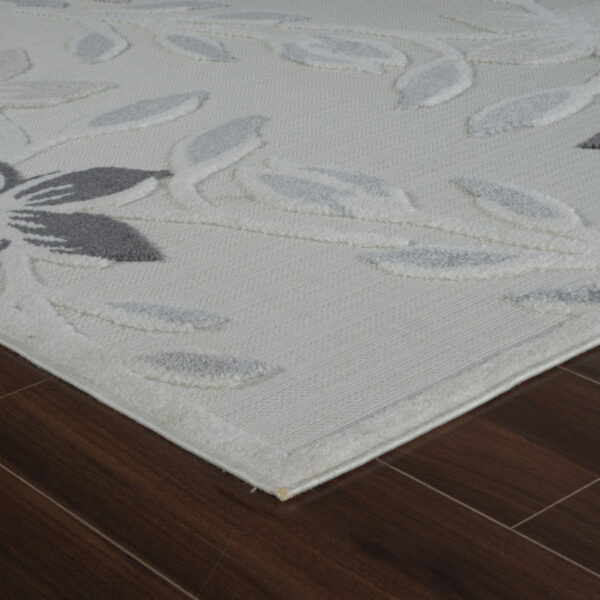 5' X 7' Cream and Gray Floral Distressed Indoor Outdoor Area Rug