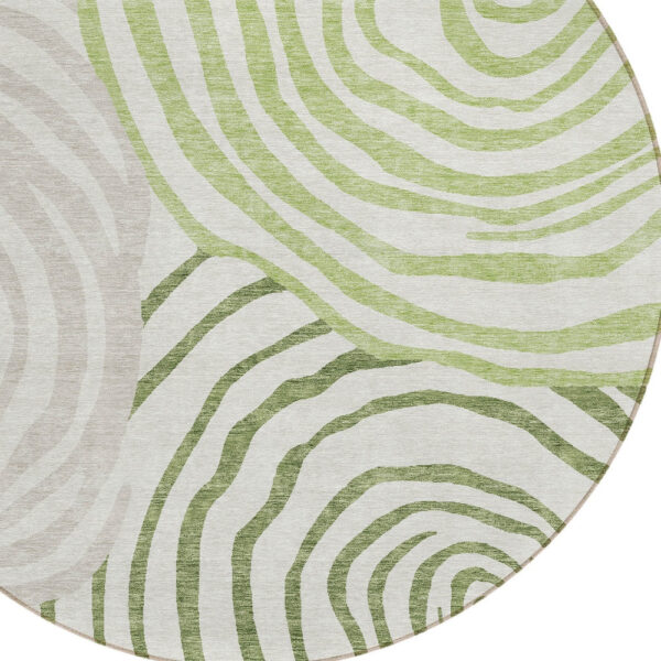 8' Artichoke Green And Fern Green Round Abstract Washable Indoor Outdoor Area Rug