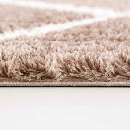 5' X 8' Beige Geometric Area Rug