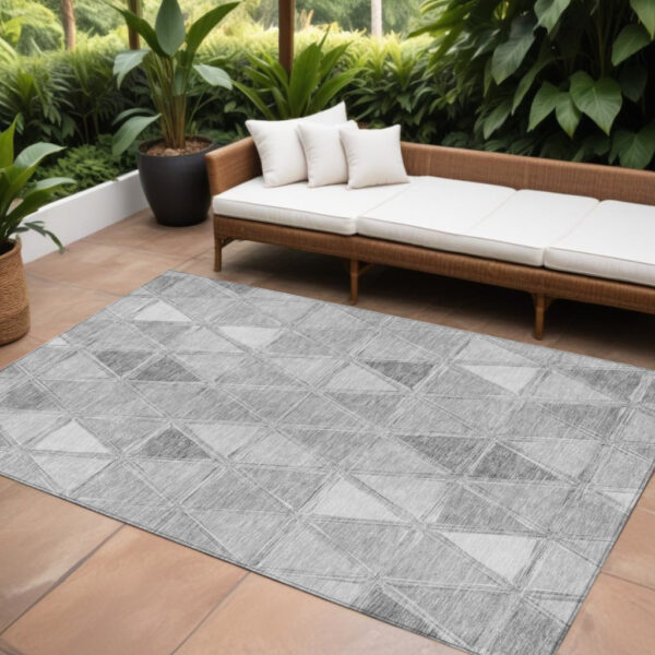 8' X 10' Gray Silver And Ivory Geometric Washable Indoor Outdoor Area Rug