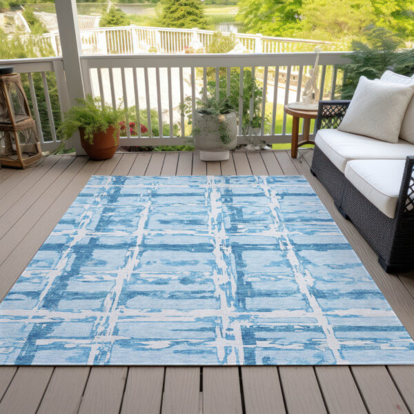 8' X 10' Sky Blue Denim Blue And Ivory Striped Washable Indoor Outdoor Area Rug