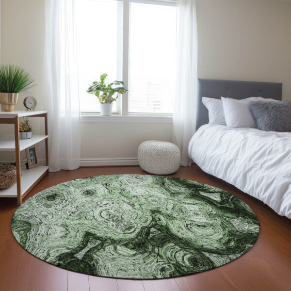 8' Artichoke Green And Emerald Round Abstract Washable Indoor Outdoor Area Rug