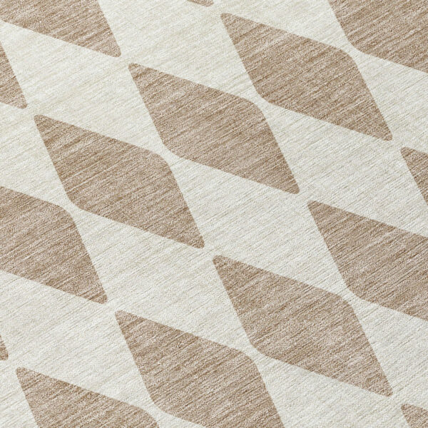 8' Taupe And Ivory Round Geometric Washable Indoor Outdoor Area Rug