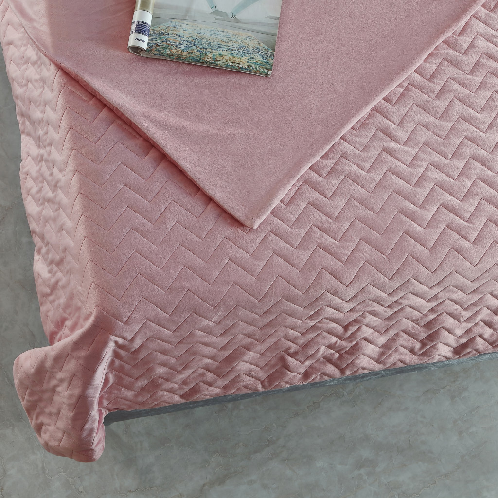 Blush Quilted PolYester Solid Color Weighted Twin Blanket - Image 2