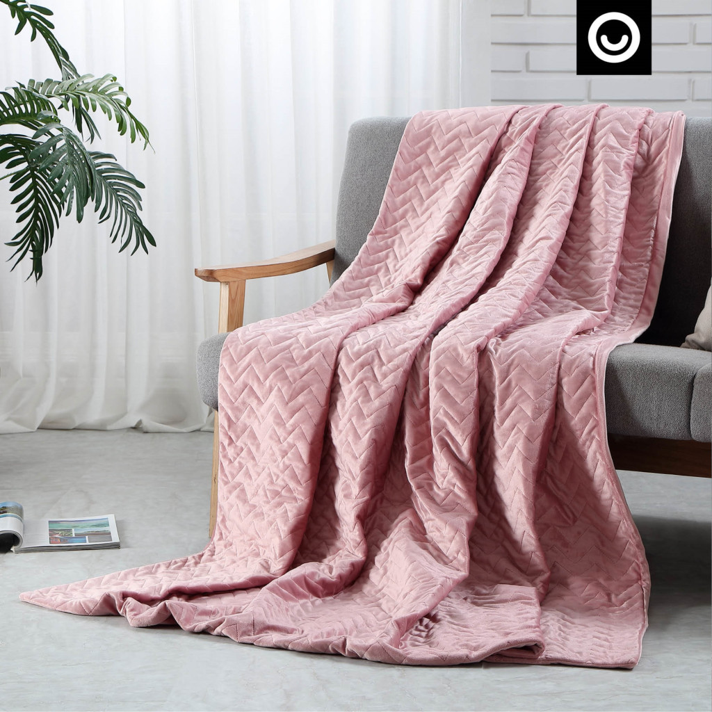 Blush Quilted PolYester Solid Color Weighted Twin Blanket - Image 3