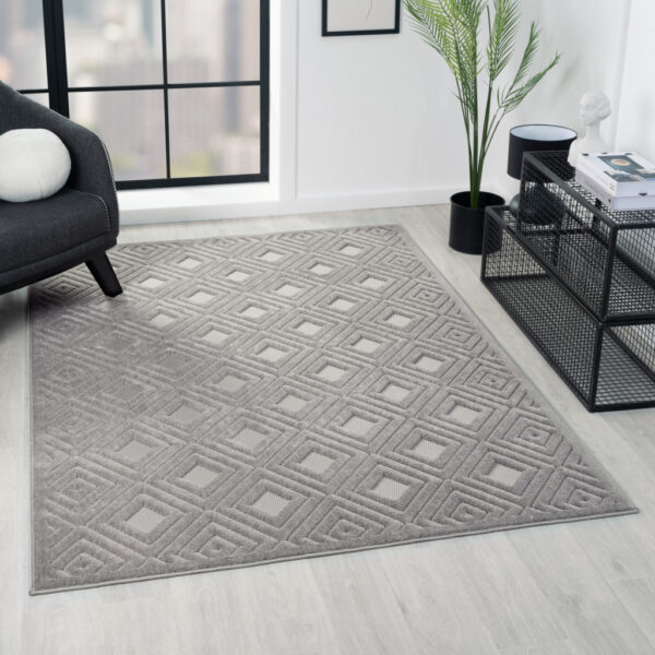 8' x 10' Gray Geometric Area Rug