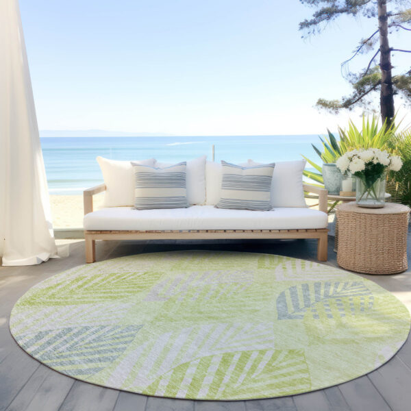 8' Artichoke Green Green And Ivory Round Floral Washable Indoor Outdoor Area Rug
