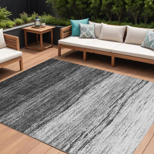 8' X 10' Gray Silver And Ivory Ombre Washable Indoor Outdoor Area Rug
