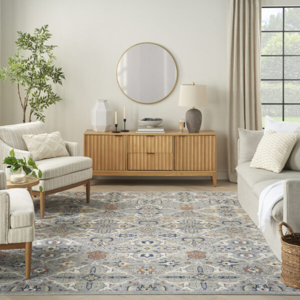 7' x 10' Green and Ivory Floral Power Loom Area Rug