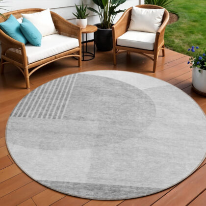 8' Gray Silver And Ivory Round Geometric Washable Indoor Outdoor Area Rug