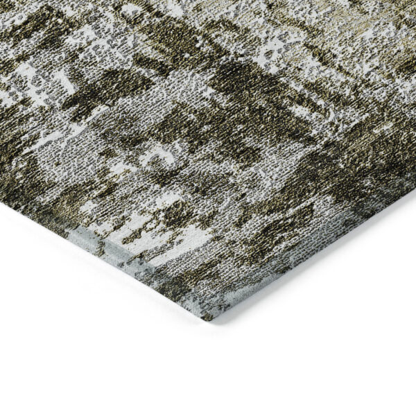 8' Taupe Brown And Gray Round Abstract Washable Indoor Outdoor Area Rug