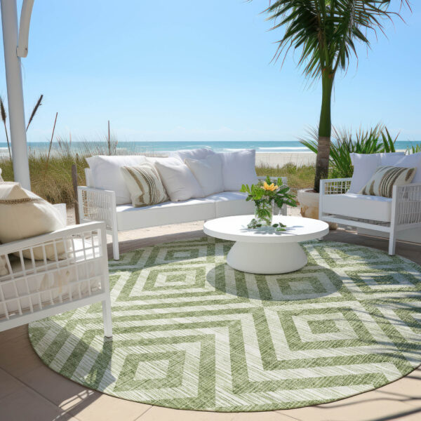 8' Green And Beige Round Geometric Washable Indoor Outdoor Area Rug