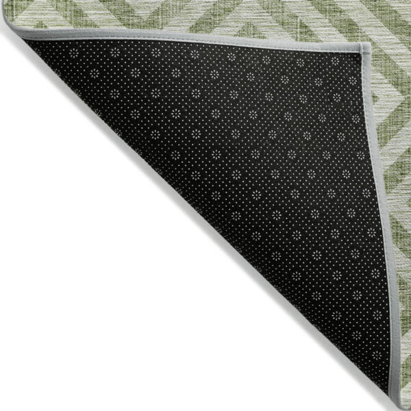 8' Green And Beige Round Geometric Washable Indoor Outdoor Area Rug