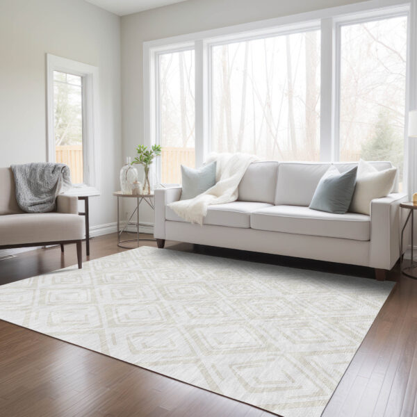 8' X 10' Pearl And Ivory Geometric Washable Indoor Outdoor Area Rug