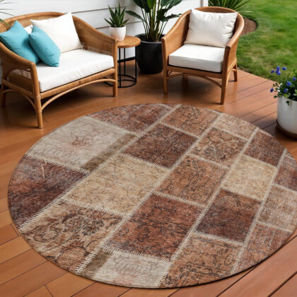 8' Orange Copper And Beige Round Patchwork Washable Indoor Outdoor Area Rug