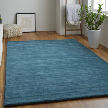 5' X 8' Blue And Green Wool Hand Woven Stain Resistant Area Rug