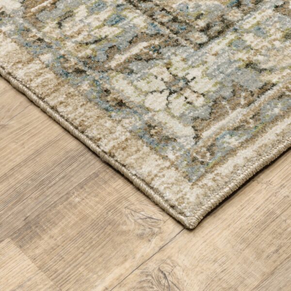 9'X12' Beige And Ivory Medallion Area Rug
