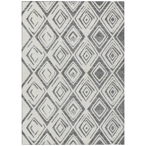 8' X 10' Gray And Ivory Geometric Washable Indoor Outdoor Area Rug