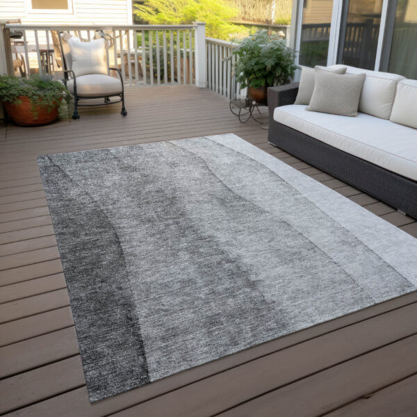 8' X 10' Gray Silver And Charcoal Ombre Washable Indoor Outdoor Area Rug