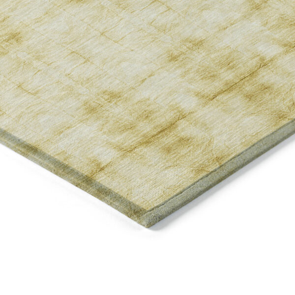 5' X 8' Wheat And Gold Geometric Washable Indoor Outdoor Area Rug