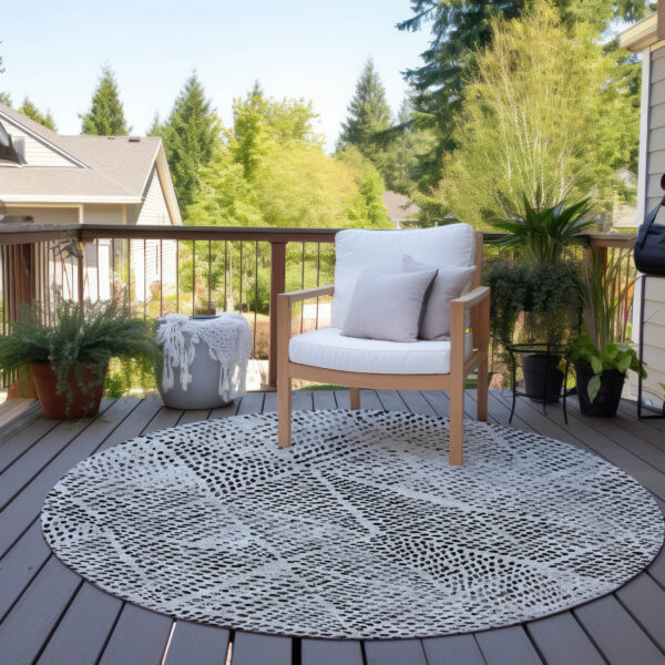 8' Pewter Charcoal And Ivory Round Geometric Washable Indoor Outdoor Area Rug