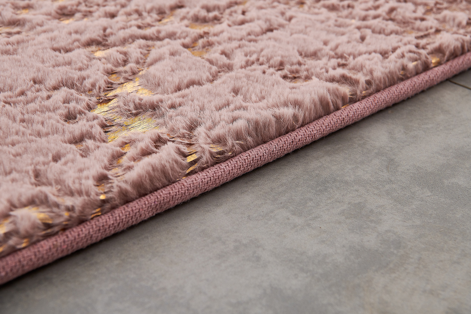 5' x 7' Pink and Gold Faux Fur Abstract Shag Non Skid Area Rug - Image 3